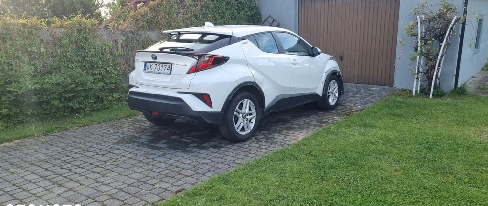 Toyota C-HR cena 71500 przebieg: 80100, rok produkcji 2022 z Narol małe 11